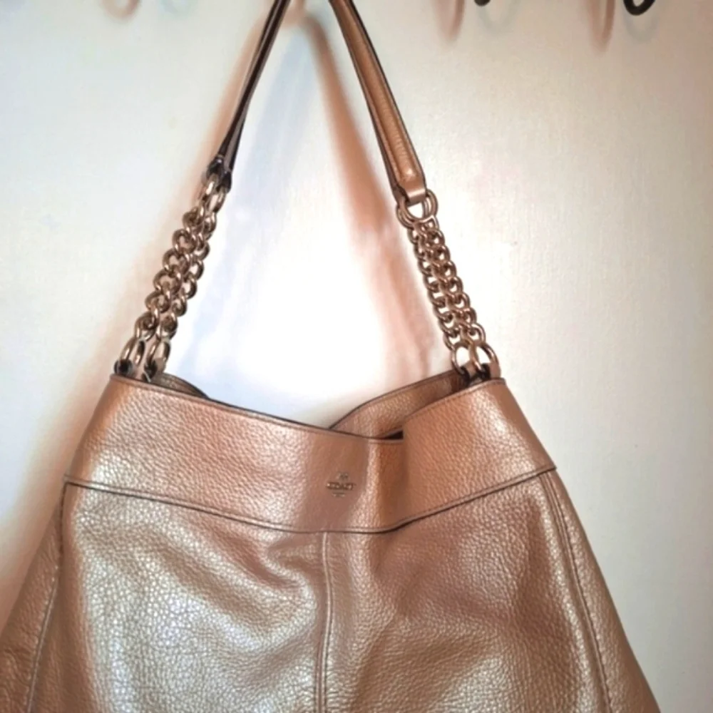 Coach Lexy Shoulder Bag - Picture 2 of 8